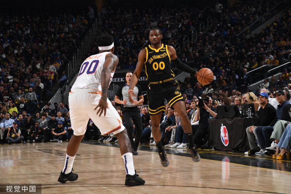 伍都不容懈 伍都不容懈