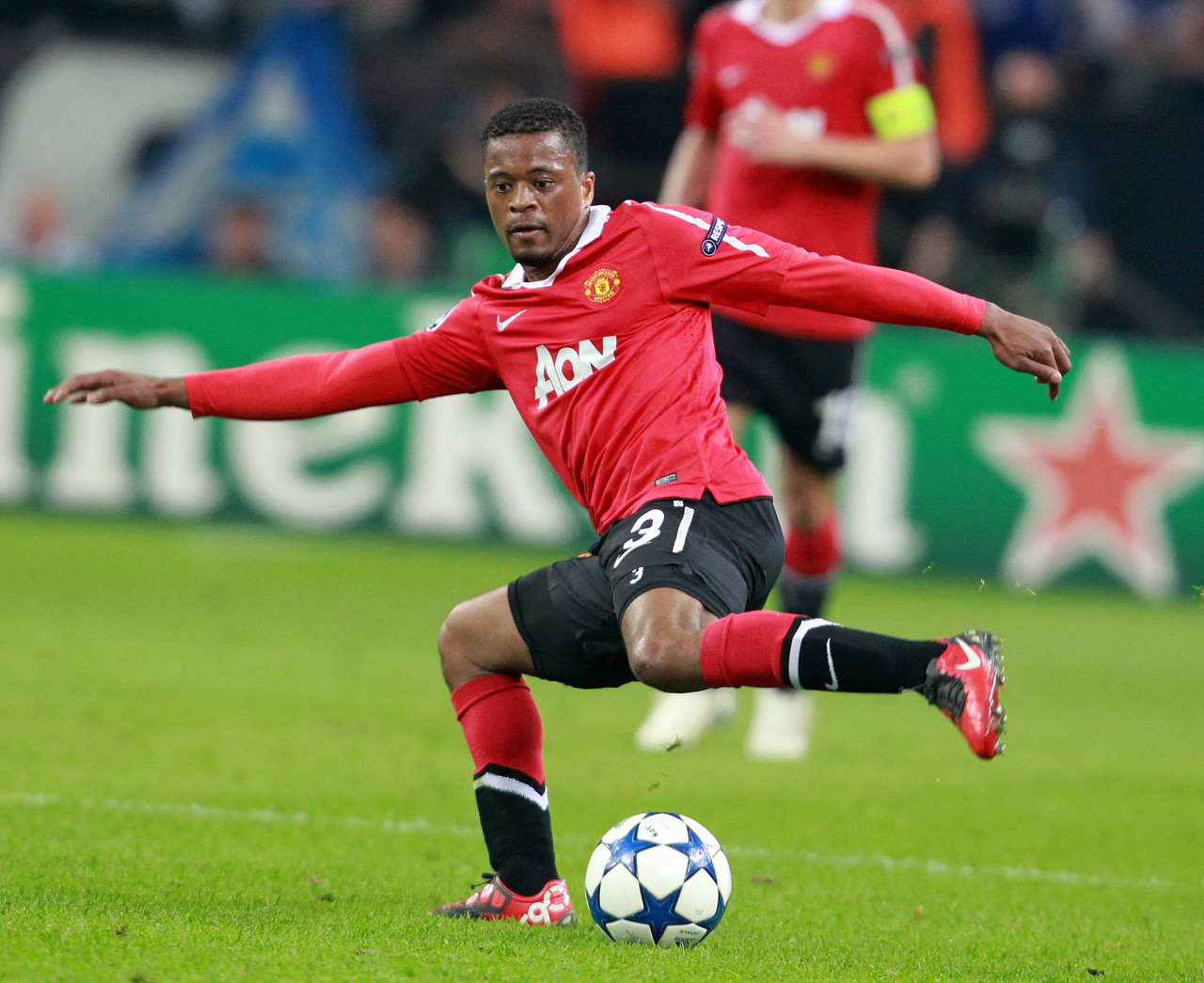 青岛海牛的 青岛海牛的