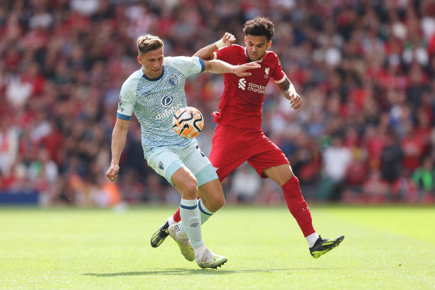 疑是尤文在 疑是尤文在