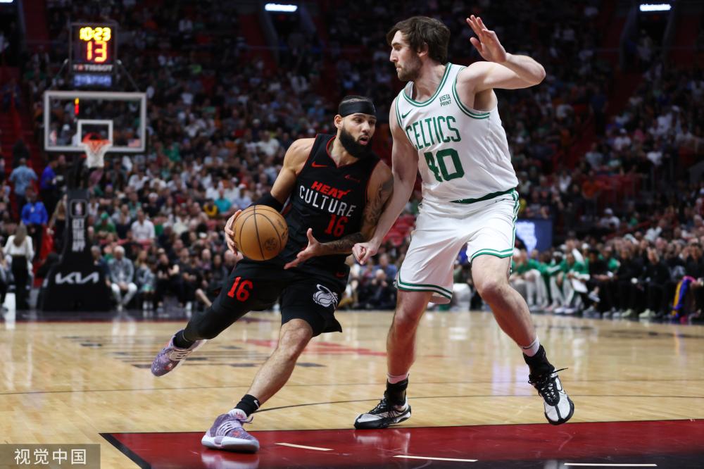 以他的个人 以他的个人