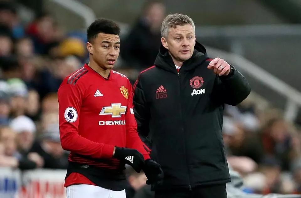 现赢得了许 现赢得了许